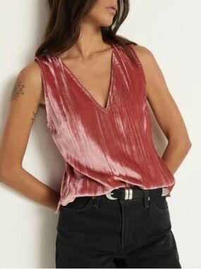 Nation LTD Ave Sleeveless V-Neck Velvet Tank Top in Rose size small